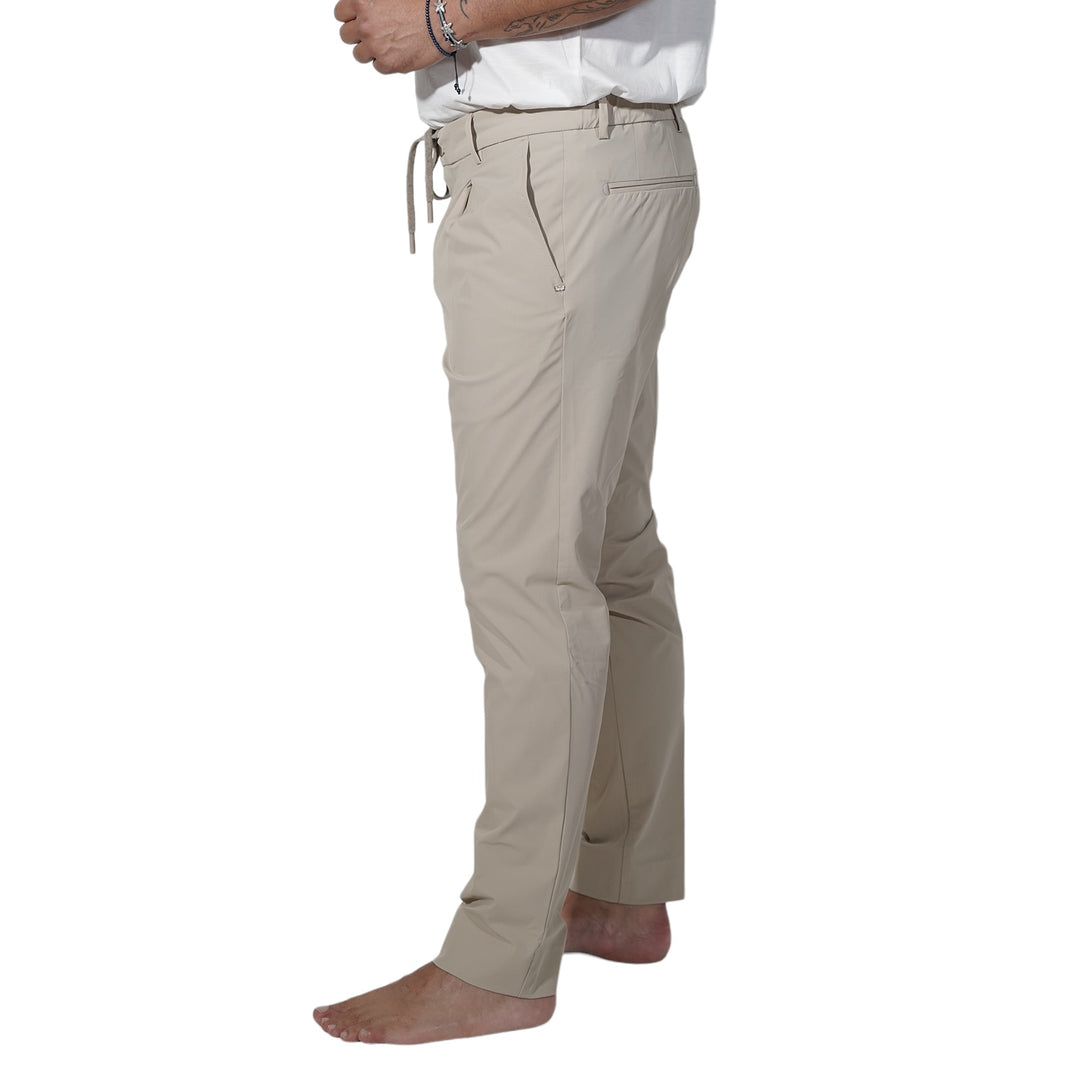 immagine-2-entre-amis-pantalone-con-elastico-e-pencie-tesssuto-tecnico-ultralight-beige-pantaloni-p24jap52476-ginseng