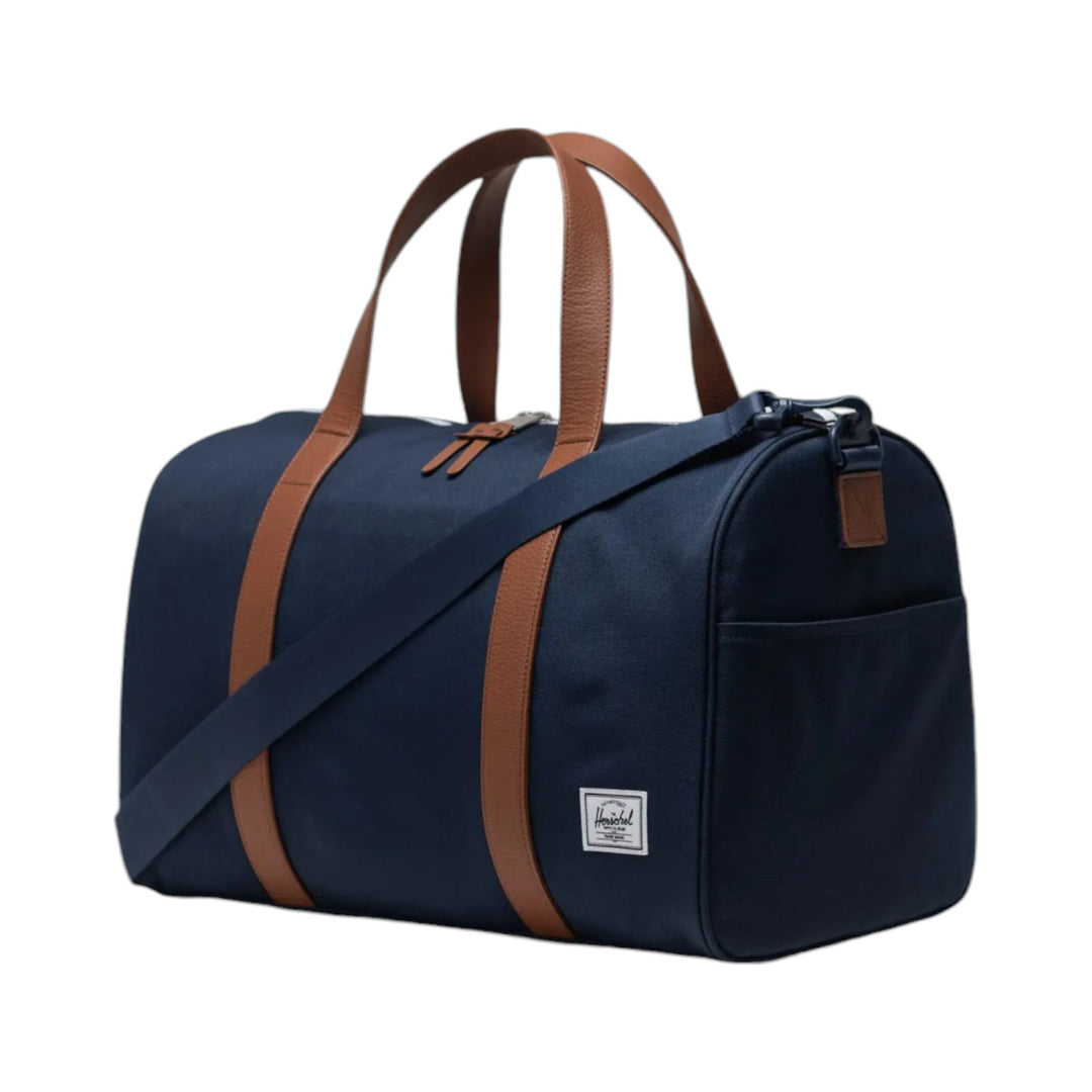 immagine-2-herschel-borsa-tracolla-pelle-nylon-blu-borse-novel-carry-on-duffle-navy