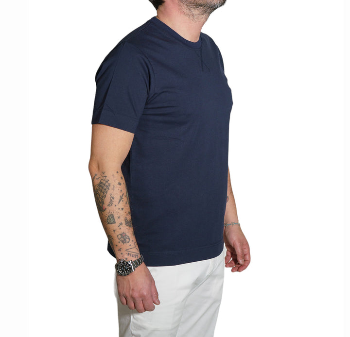 immagine-2-molo-11-t-shirt-con-triangolino-blu-t-shirt-grant-blu