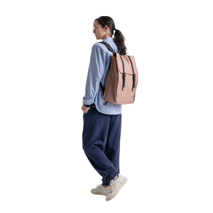 immagine-5-herschel-zaino-gomma-nero-zaini-survey-backpack-nero